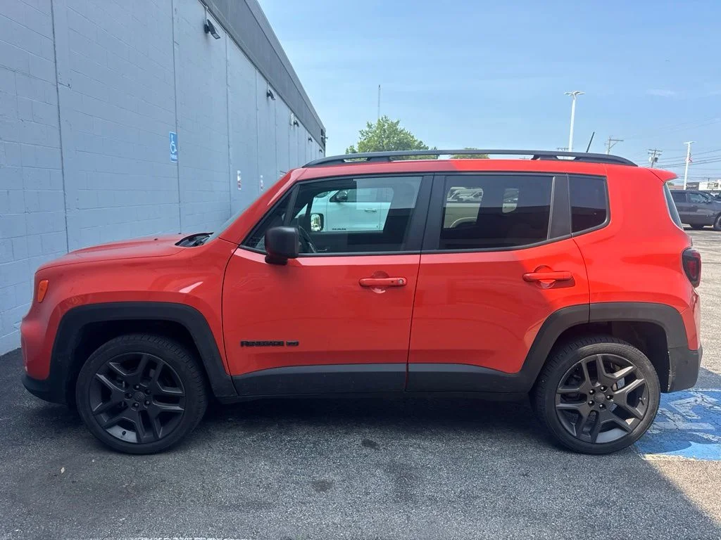 Used 2021 Orange Jeep Latitude image 8
