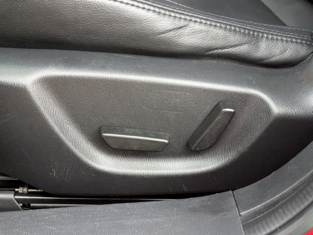 Used 2015 Red Mazda i Touring image 15
