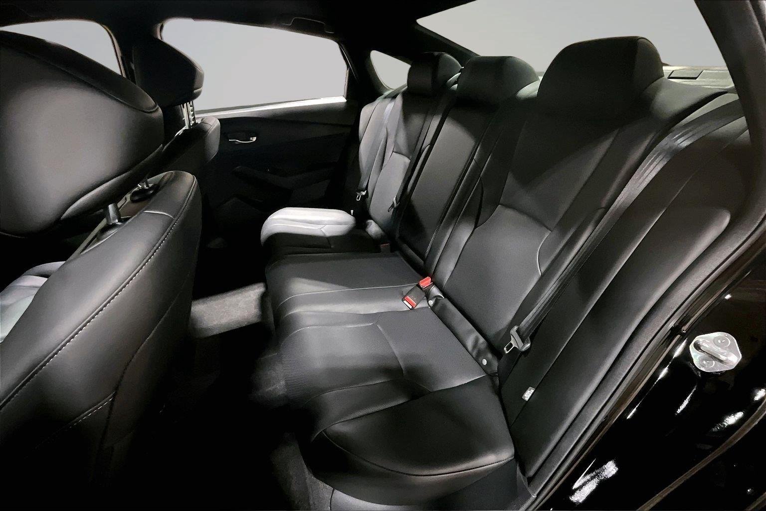 Used 2024 Crystal Black Pearl Honda Sport-L image 27