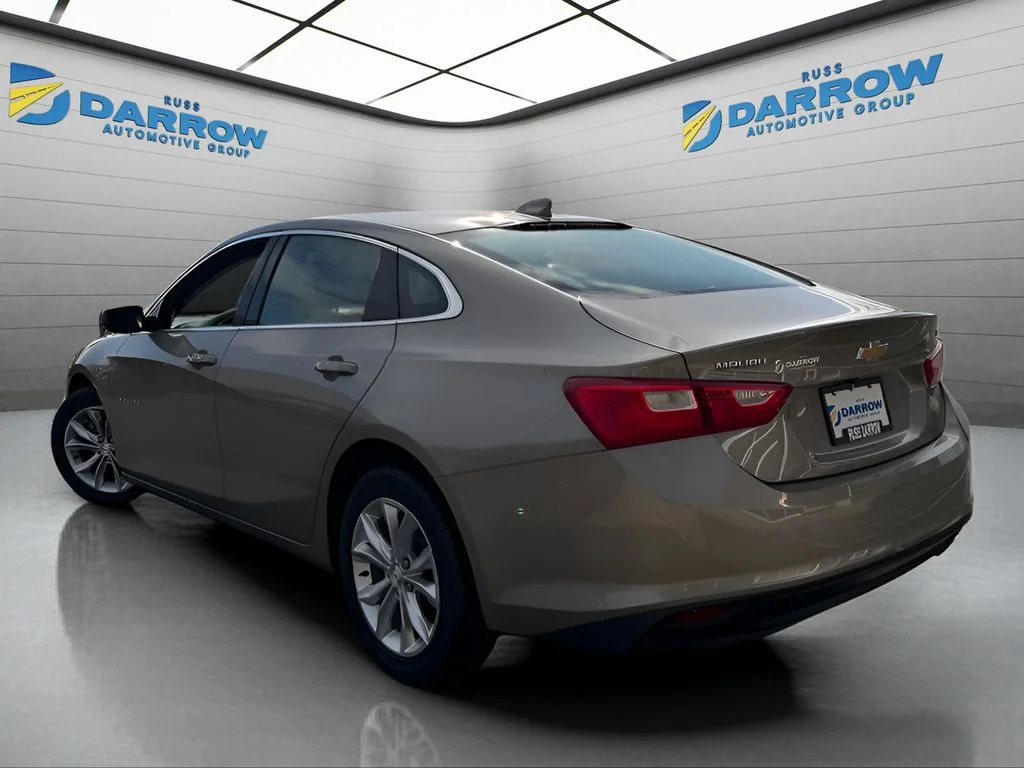 Used 2023 Gray Chevrolet LT image 3