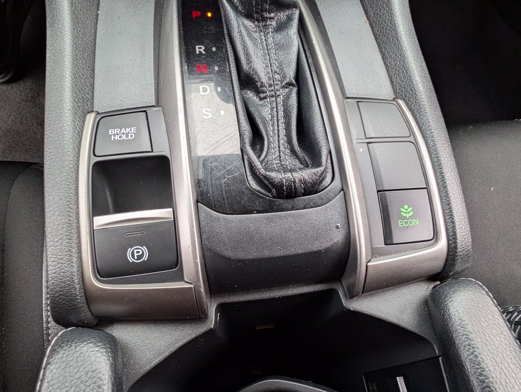Used 2021  Honda Sport image 26