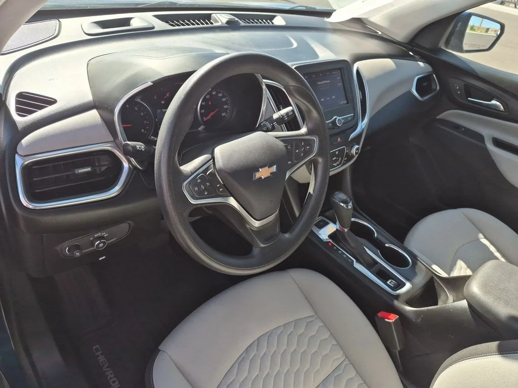Used 2020 Pacific Blue Metallic Chevrolet LT image 10