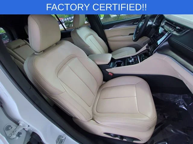 Used 2025 White Jeep Limited image 36