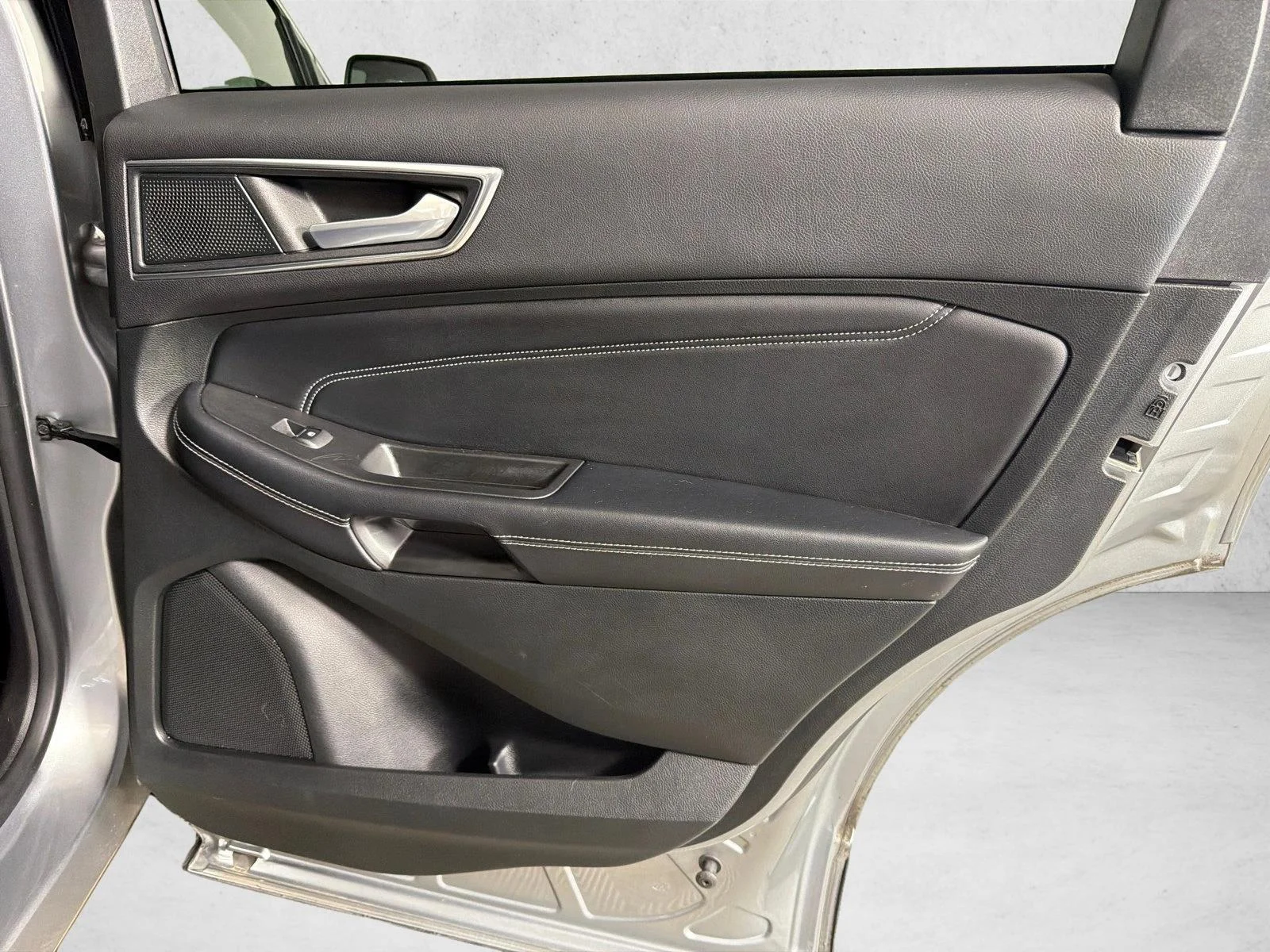 Used 2023 Silver Ford Titanium image 16