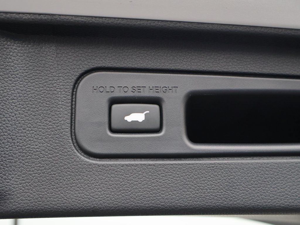 Used 2025  Honda Elite image 17