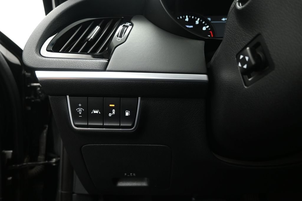Used 2019 Black Kia Premium image 11