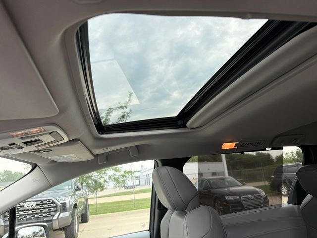 Used 2025 Beige Toyota XLE image 7