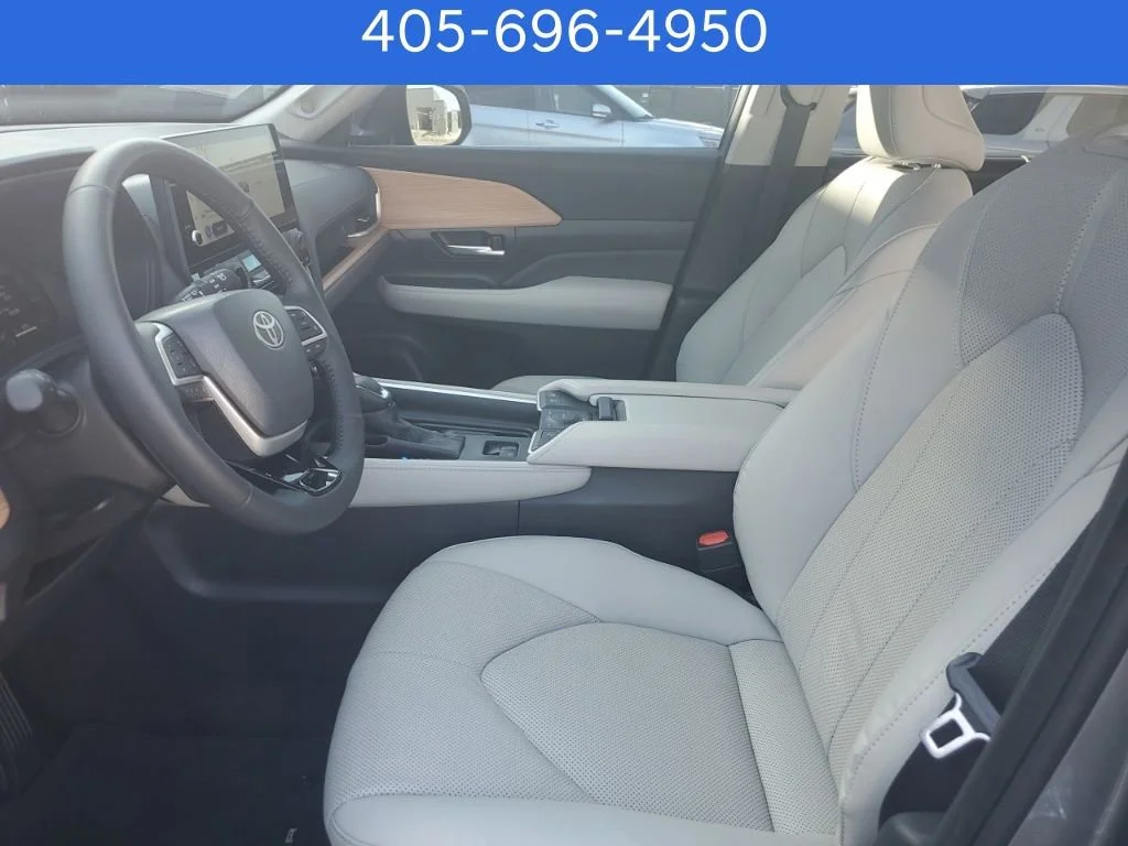 Pre-Owned 2025 Toyota Grand Highlander Hybrid Limited