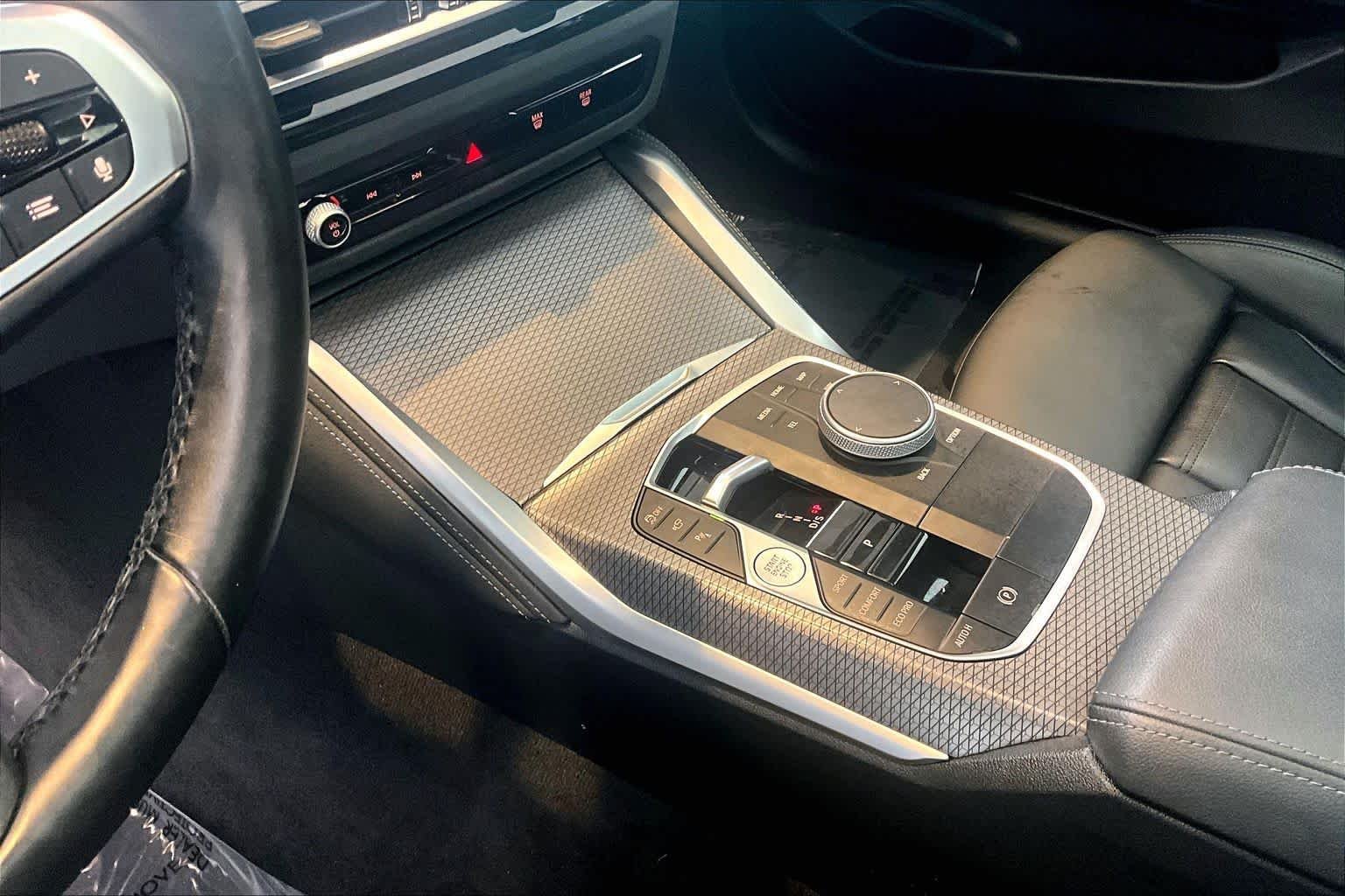 Used 2024 Alpine White BMW M440i image 17