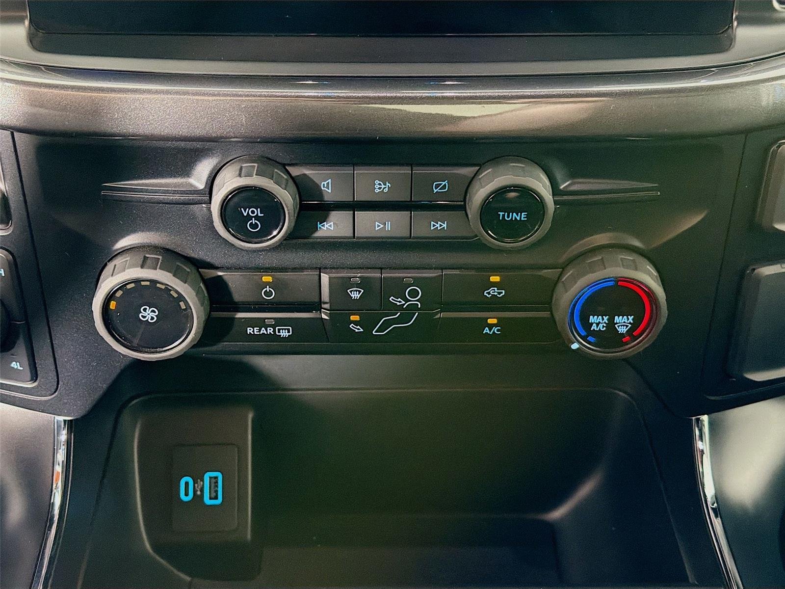 Used 2024 Atlas Blue Ford STX image 17