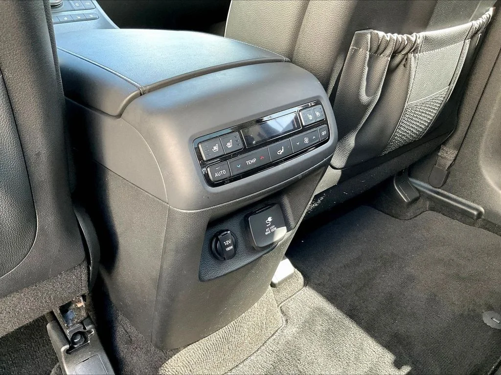 Used 2023 White Hyundai Limited image 12