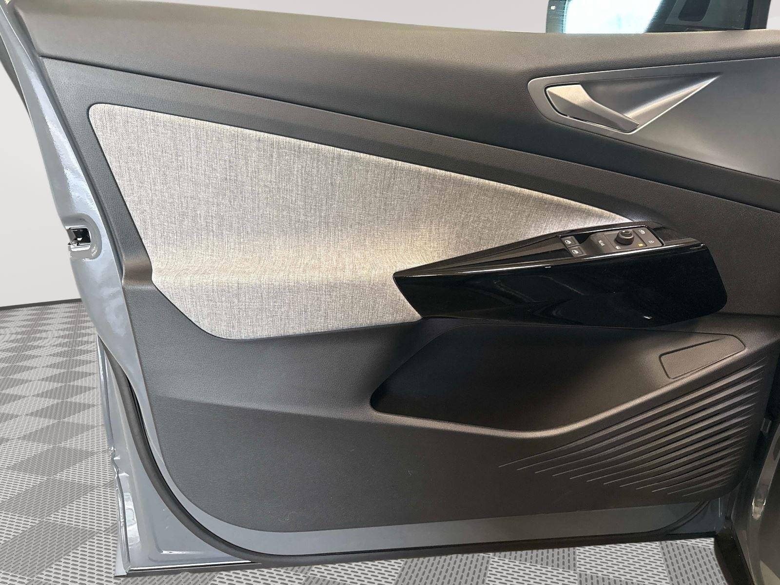 2025 Volkswagen ID.4 PRO - Photo 19