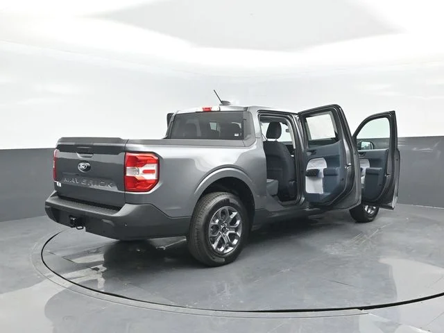 New 2026 Carbonized Gray Metallic Ford XLT image 26