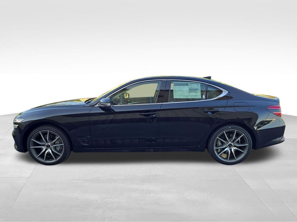 2026 GENESIS G70 Standard - Photo 2