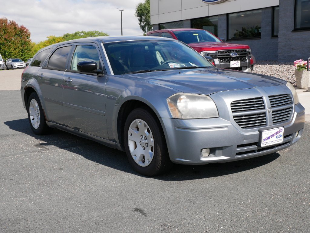 Used 2006 Silver Dodge Base image 2