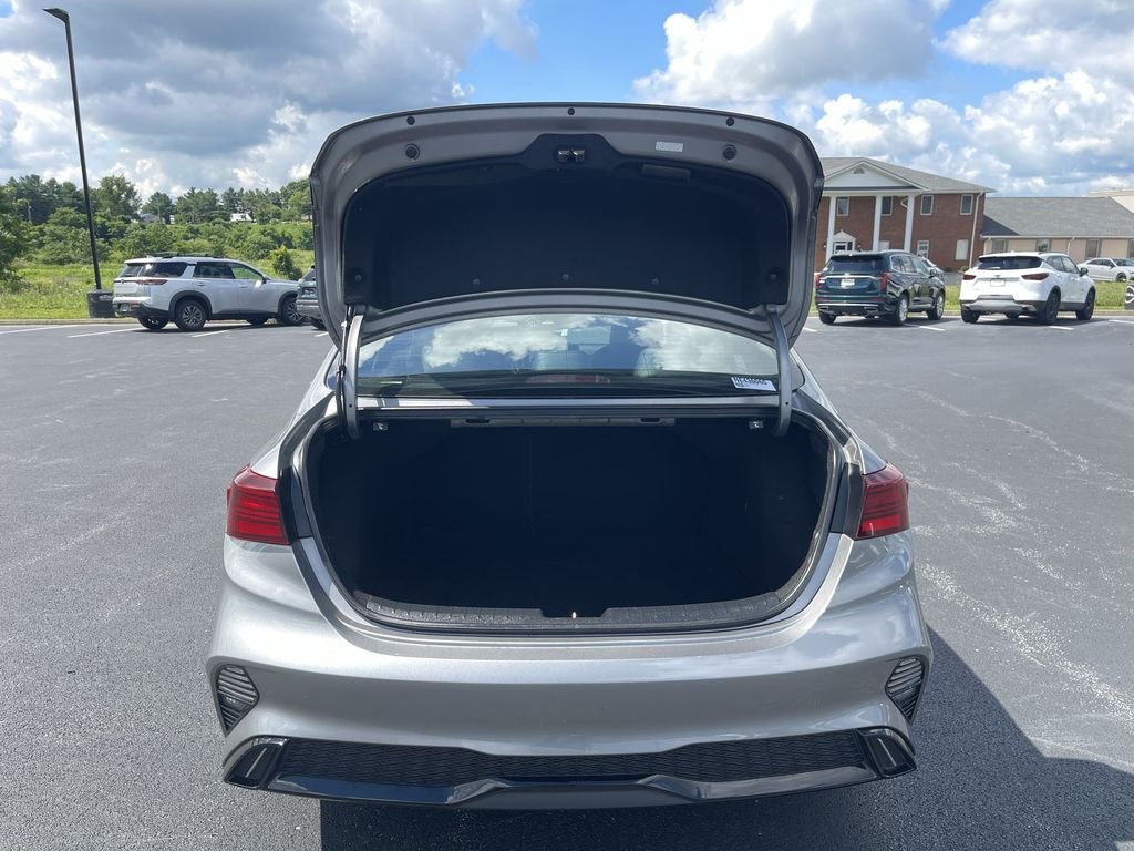 Used 2022 Gray Kia GT-Line image 26