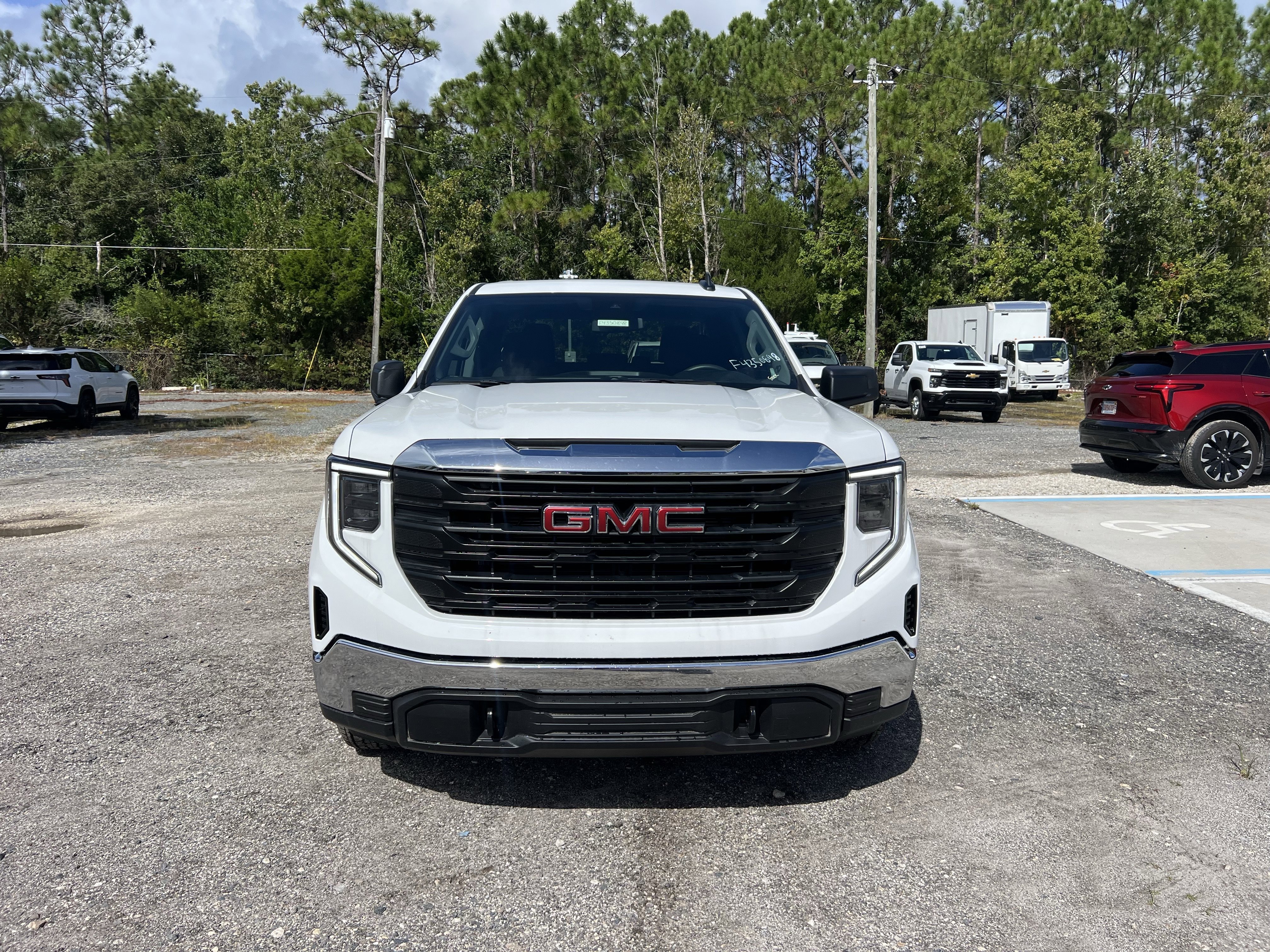 2025 GMC Sierra 1500 Pro - Photo 9