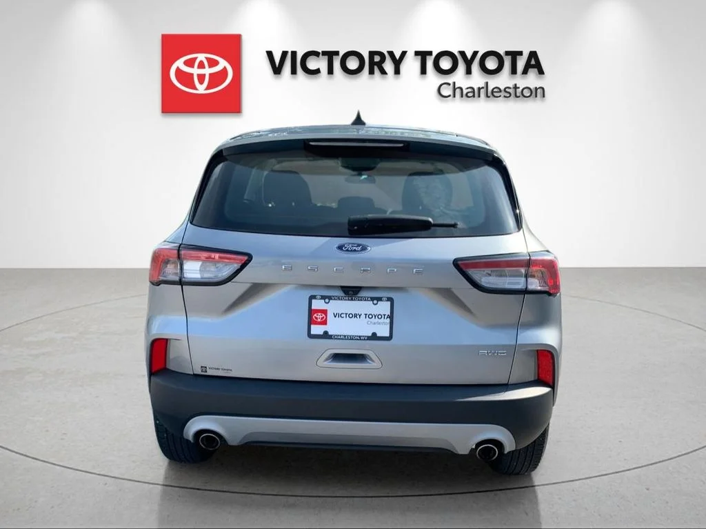 Used 2022 Silver Ford S image 4