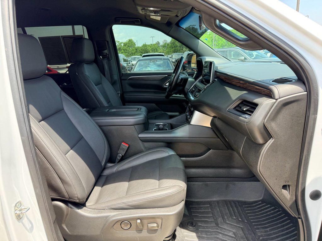 Used 2022 Summit White Chevrolet Z71 image 15