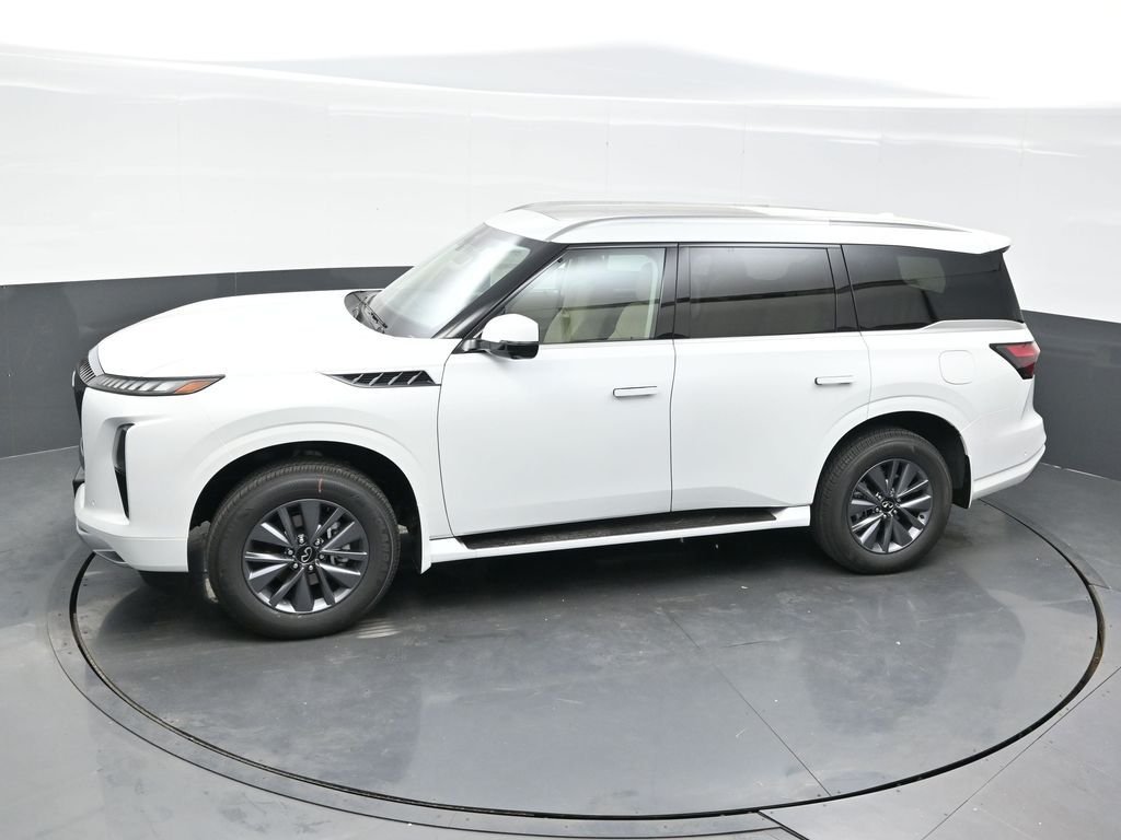 New 2026 White INFINITI PURE image 39