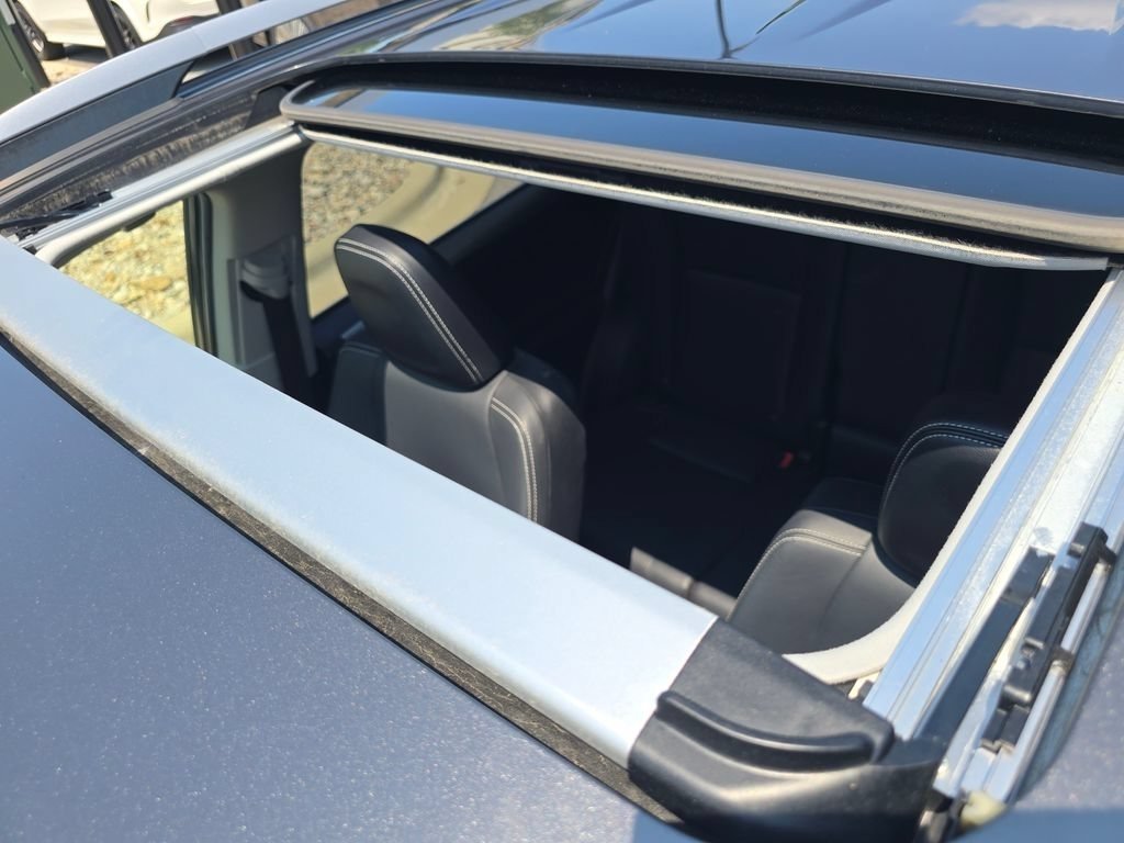 Used 2018 Magnetic Gray Metallic Toyota Limited image 8