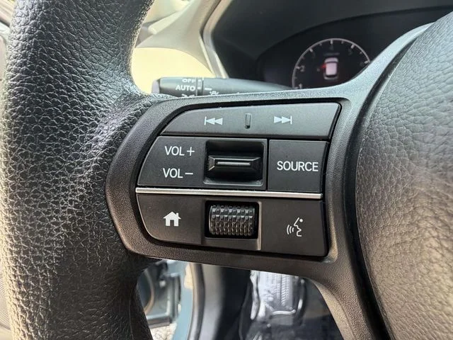 Used 2023  Honda LX image 22