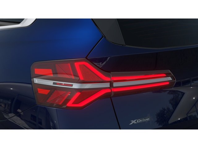 New 2026 Tanzanite Blue II Metallic BMW 30 xDrive image 8