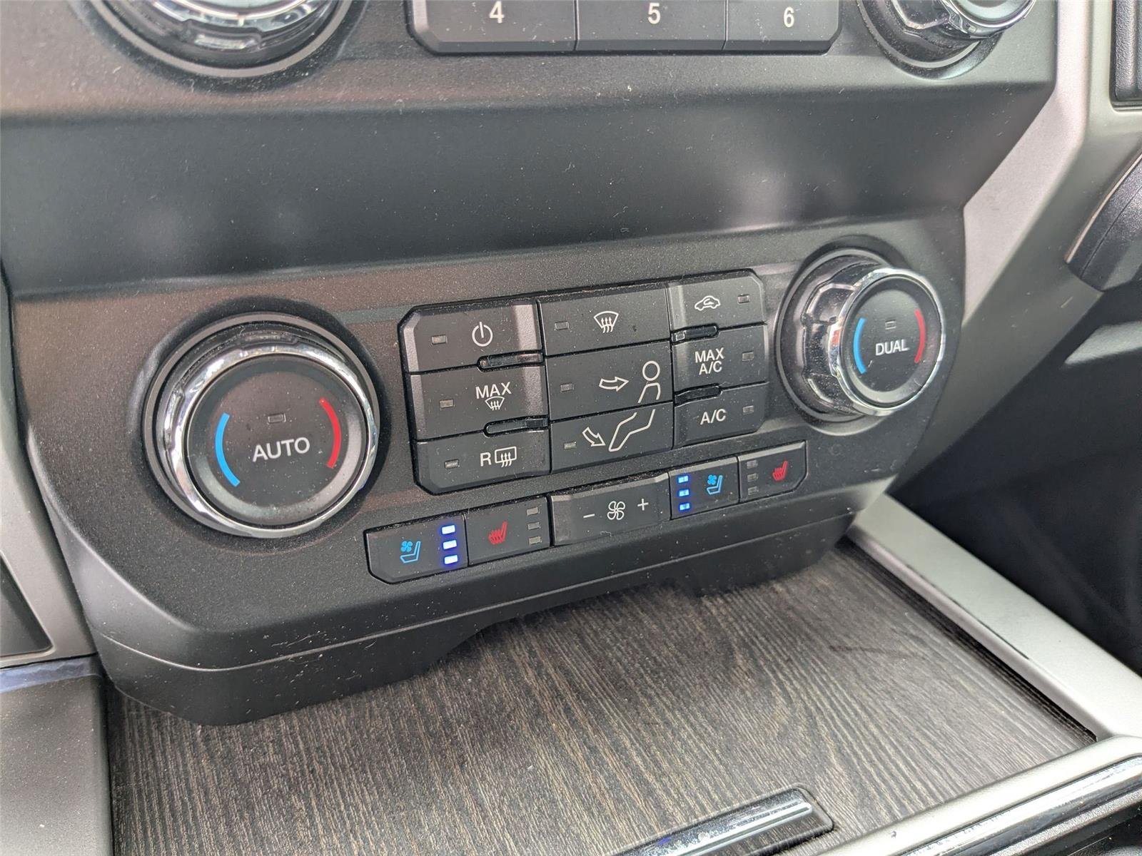 Used 2021 Carbonized Gray Metallic Ford LARIAT image 22