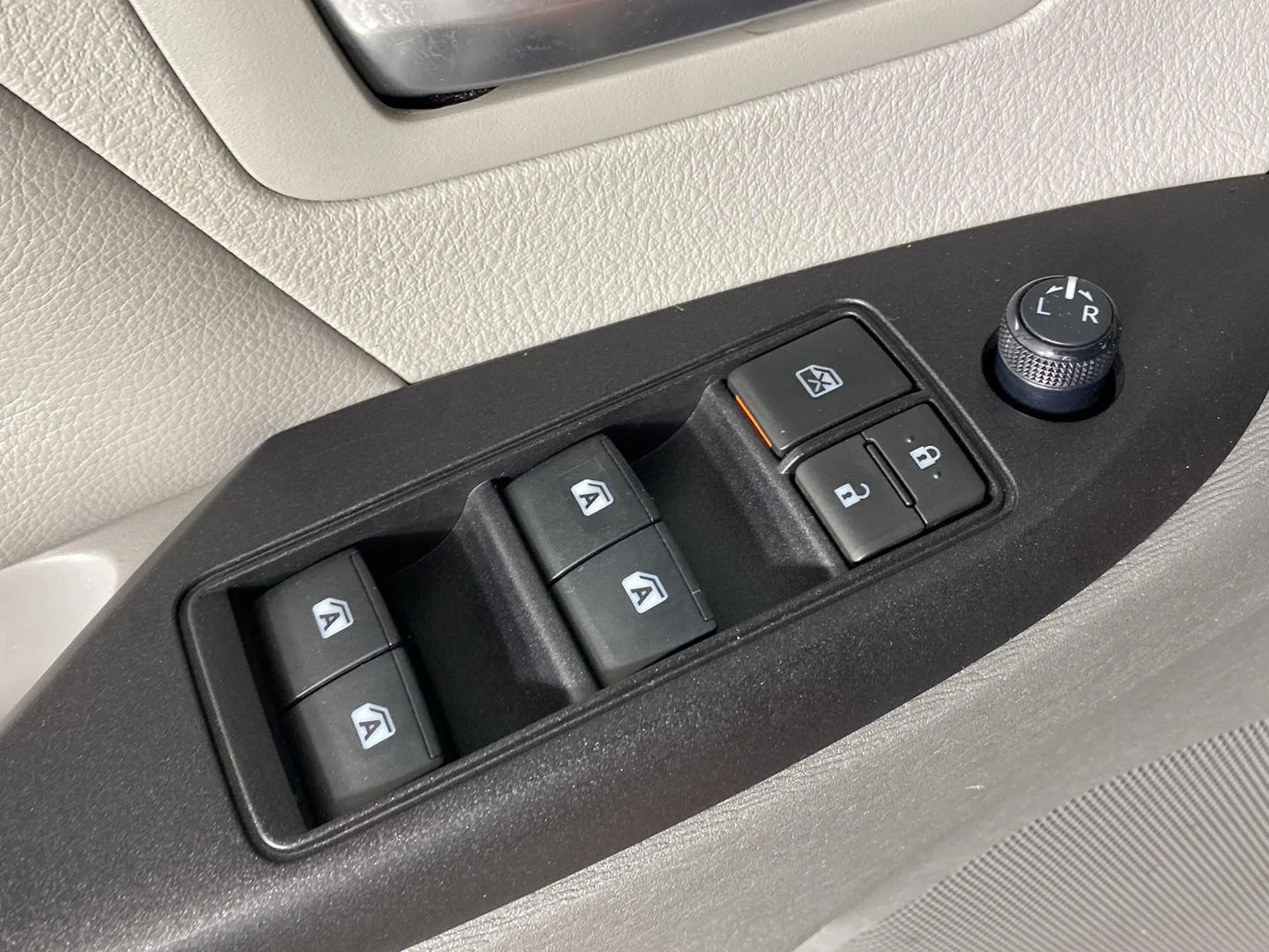 Used 2020 Celestial Silver Metallic Toyota LE image 20