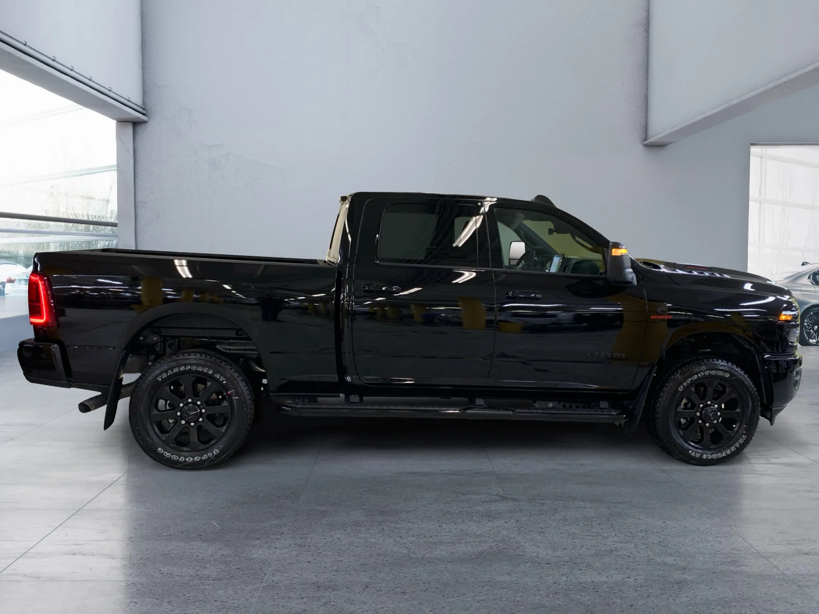 New 2026 Diamond Black Crystal Pearl Ram Laramie image 6