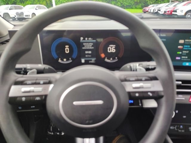 Used 2025 Blue Hyundai SEL image 15