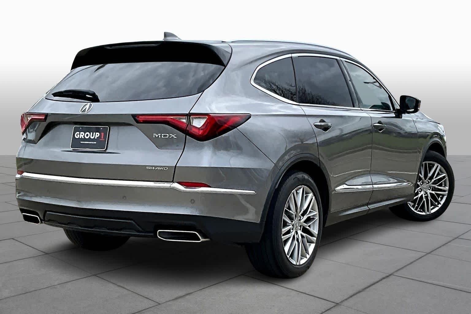 Used 2023 Liquid Carbon Metallic Acura w/Advance Package image 20