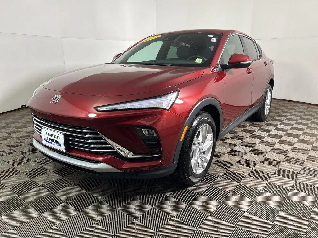 Used 2025 Cinnabar Metallic Buick Preferred image 11