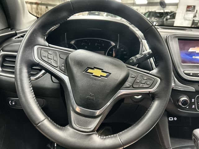 Used 2022 Summit White Chevrolet LT image 14