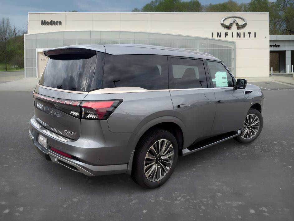 Certified Used 2026 Dynamic Metal INFINITI LUXE image 5