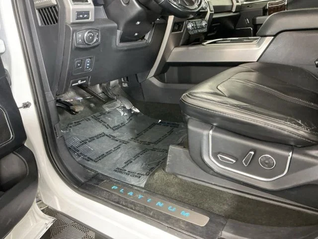 Used 2017 White Ford Platinum image 20