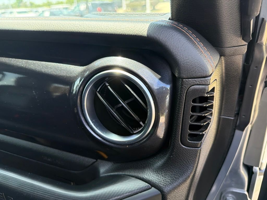 Used 2023 Gray Jeep Rubicon 392 image 17