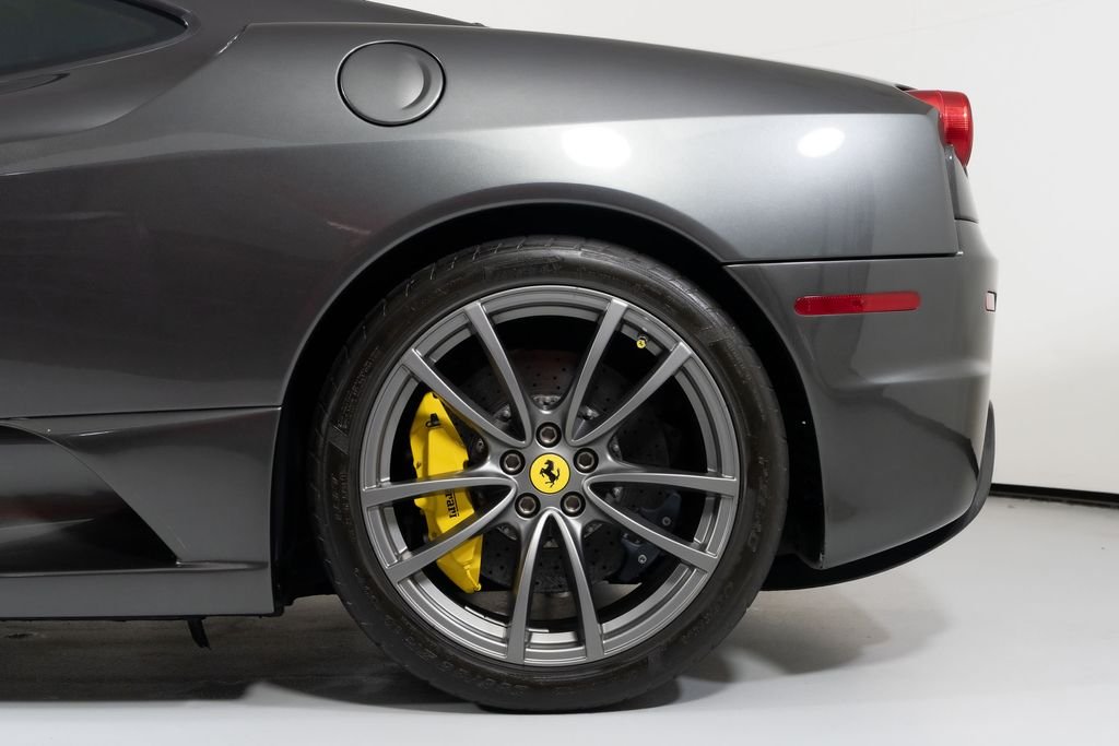 Used 2009 Gray Ferrari Scuderia image 13