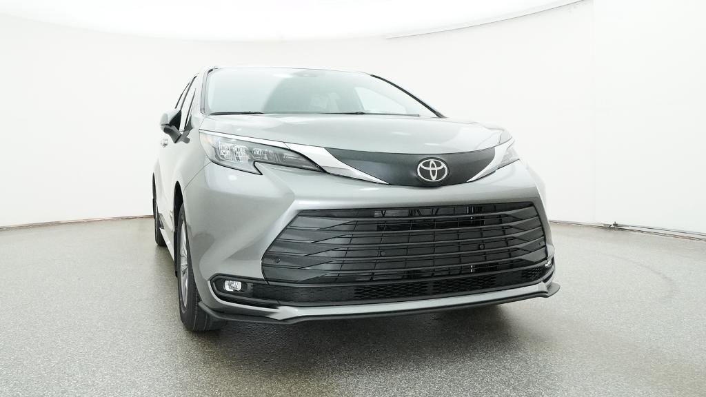 New 2026 Heavy Metal Toyota XLE image 7