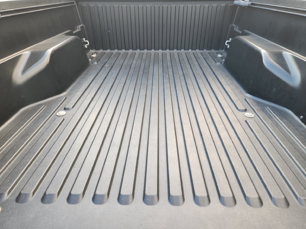 Used 2022 Gray Toyota SR5 image 31
