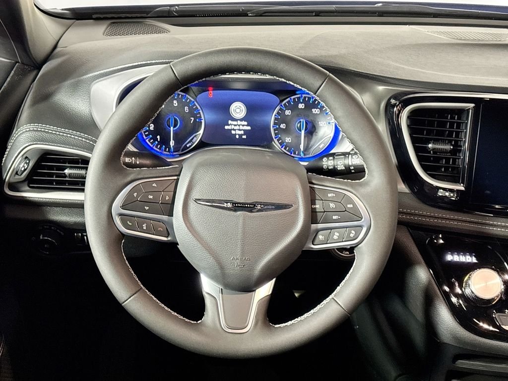 New 2026 Hydro Blue Pearl-Coat Exterior Paint Chrysler  image 12