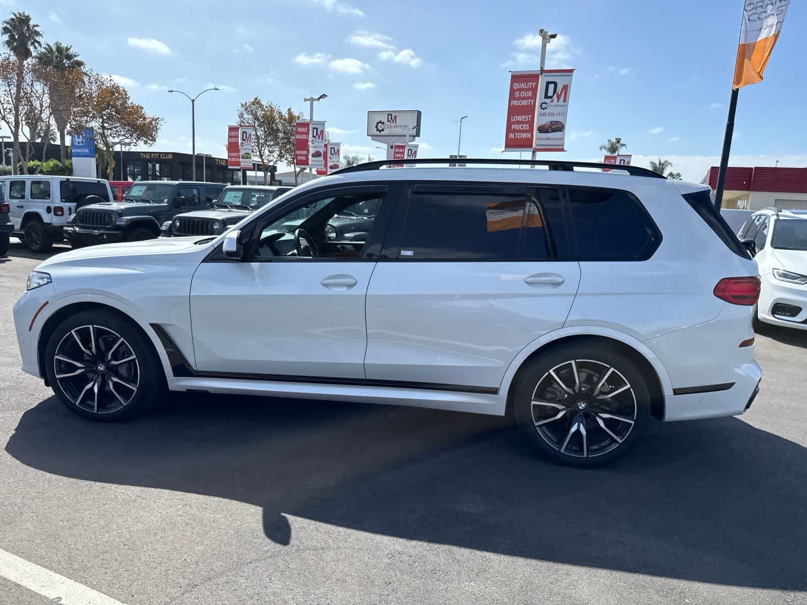 Used 2019 Mineral White Metallic BMW xDrive50i image 21