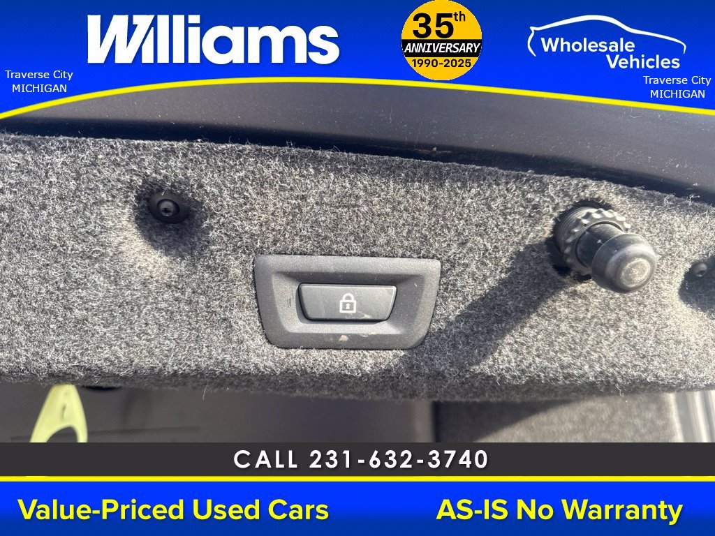 Used 2011 Dark Graphite BMW 535i xDrive image 37