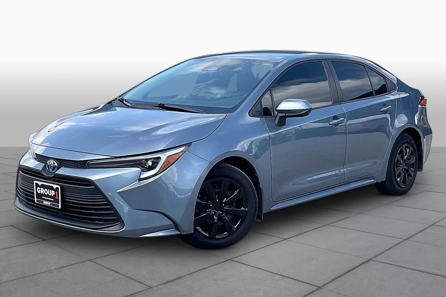 Used 2025 Celestite Toyota Hybrid LE image 2