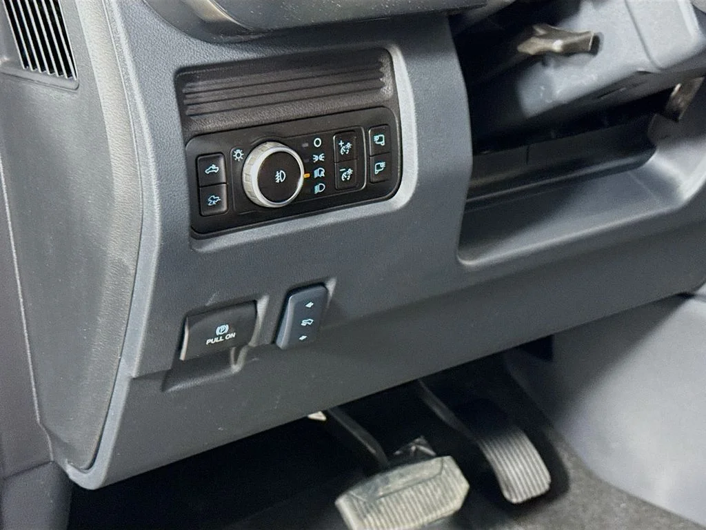 New 2026 Carbonized Gray Metallic Ford F-250® Lariat® image 10