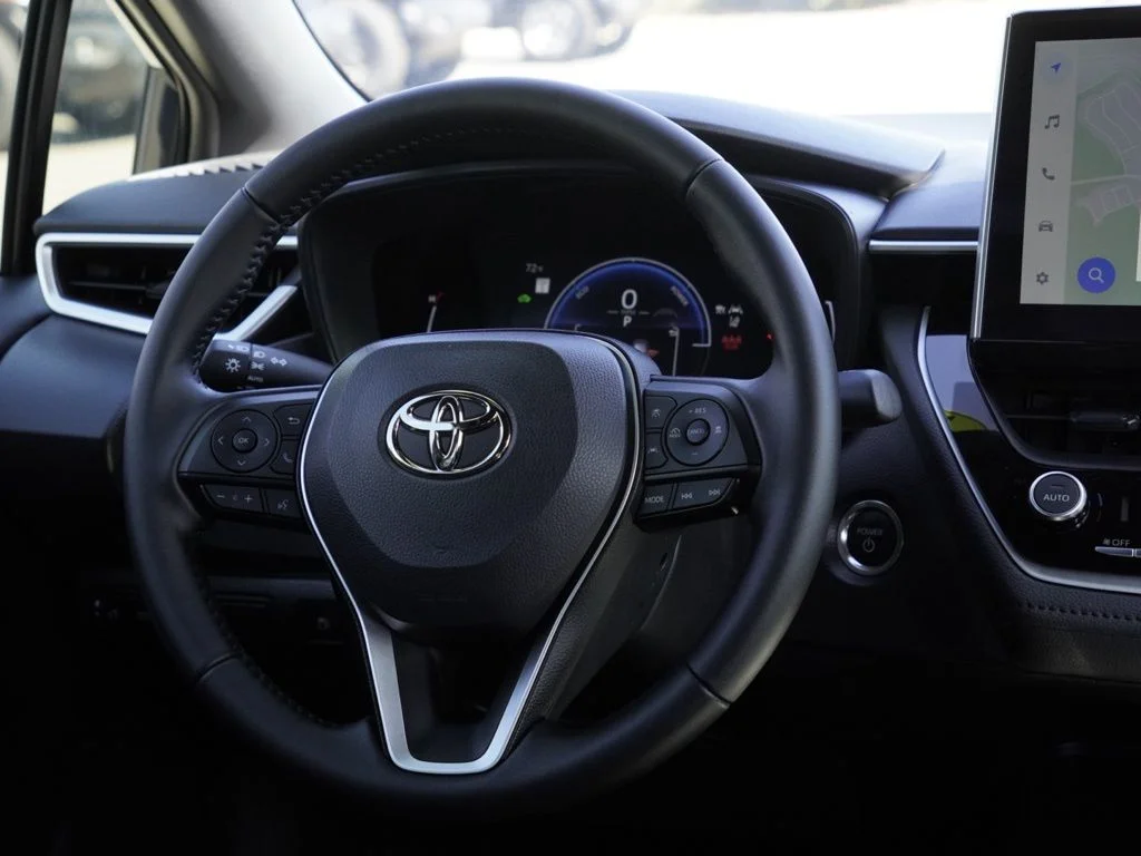 2025 Toyota Corolla SE - Photo 26