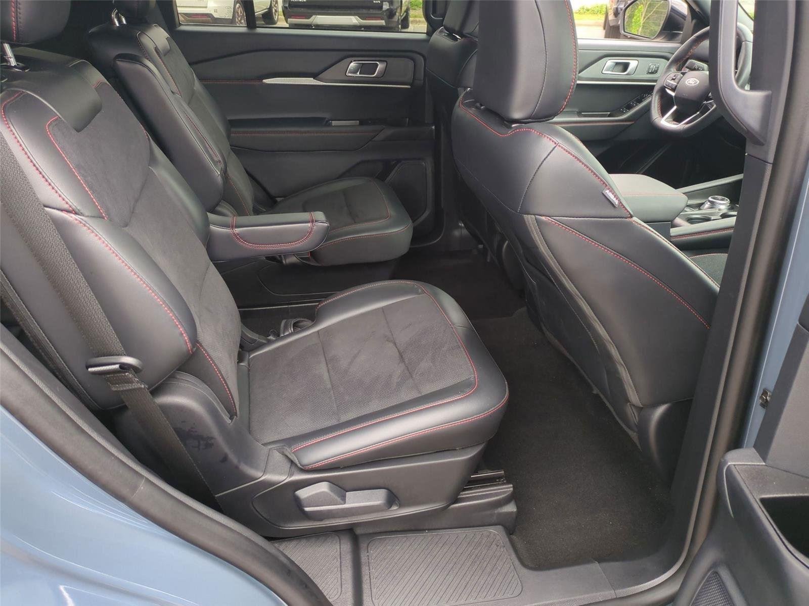 Used 2025 Vapor Blue Ford ST image 38