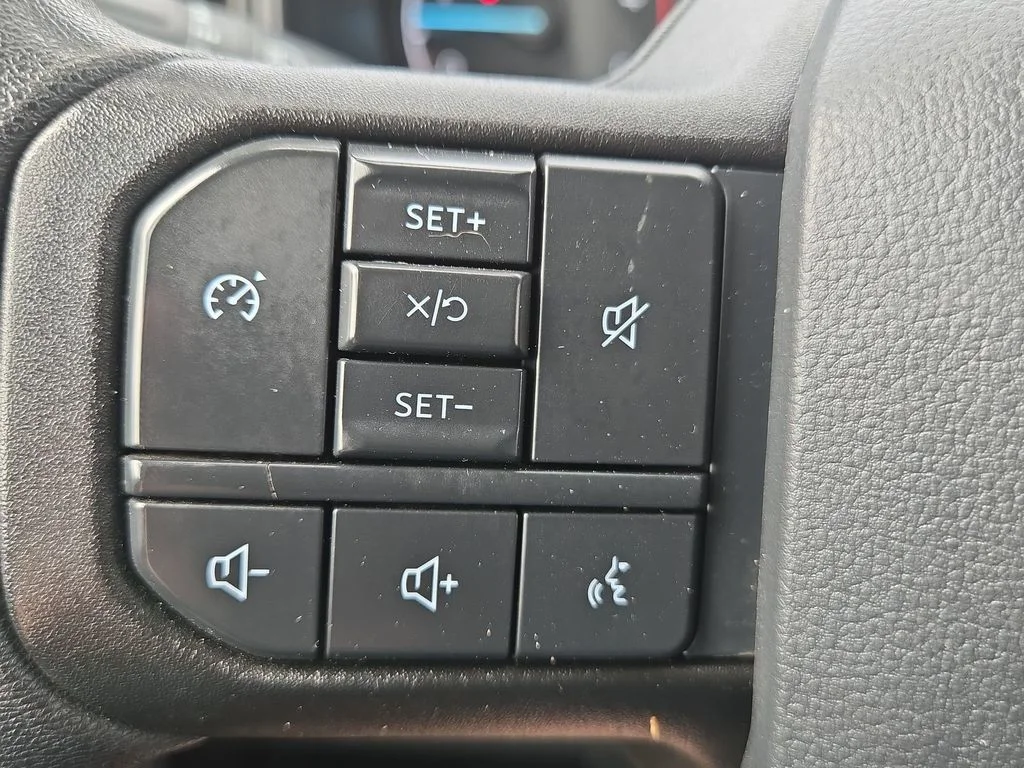 Used 2023 White Ford XLT image 49