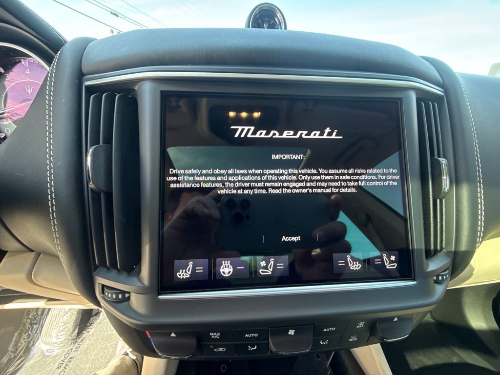 2022 Maserati Levante Modena - Photo 31
