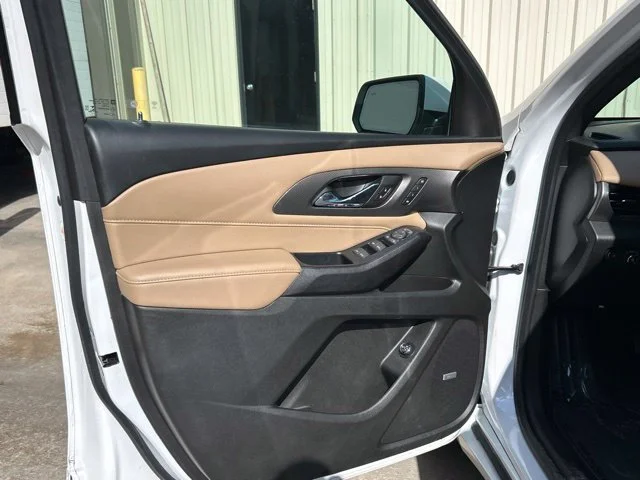 Used 2022 Beige Chevrolet Premier image 25